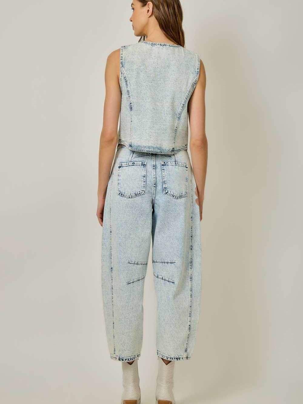 71150 Floral Printed Denim Barrel Jeans