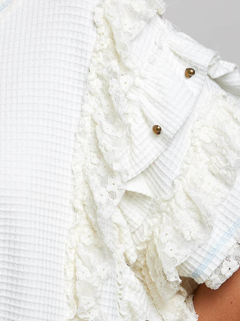 PRE ORDER SHIPS 05.03.26 Textured Knit Ruffle Sleeve Lace Stud Cropped Short Top