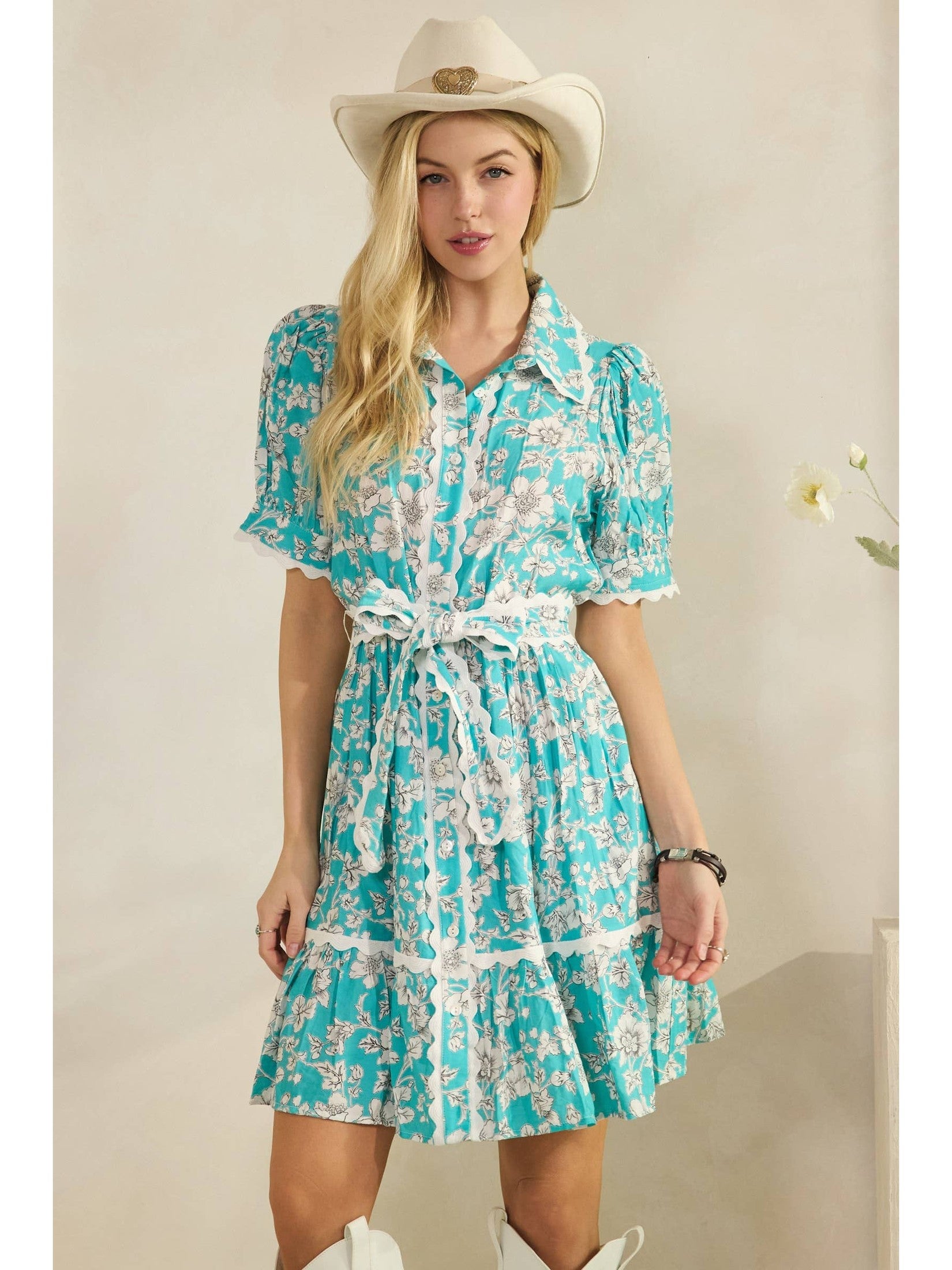 VINTAGE FLORAL SCALLOPED MINI DRESS