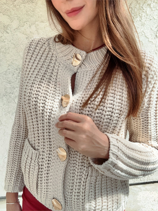 Oversized knite cream sweater