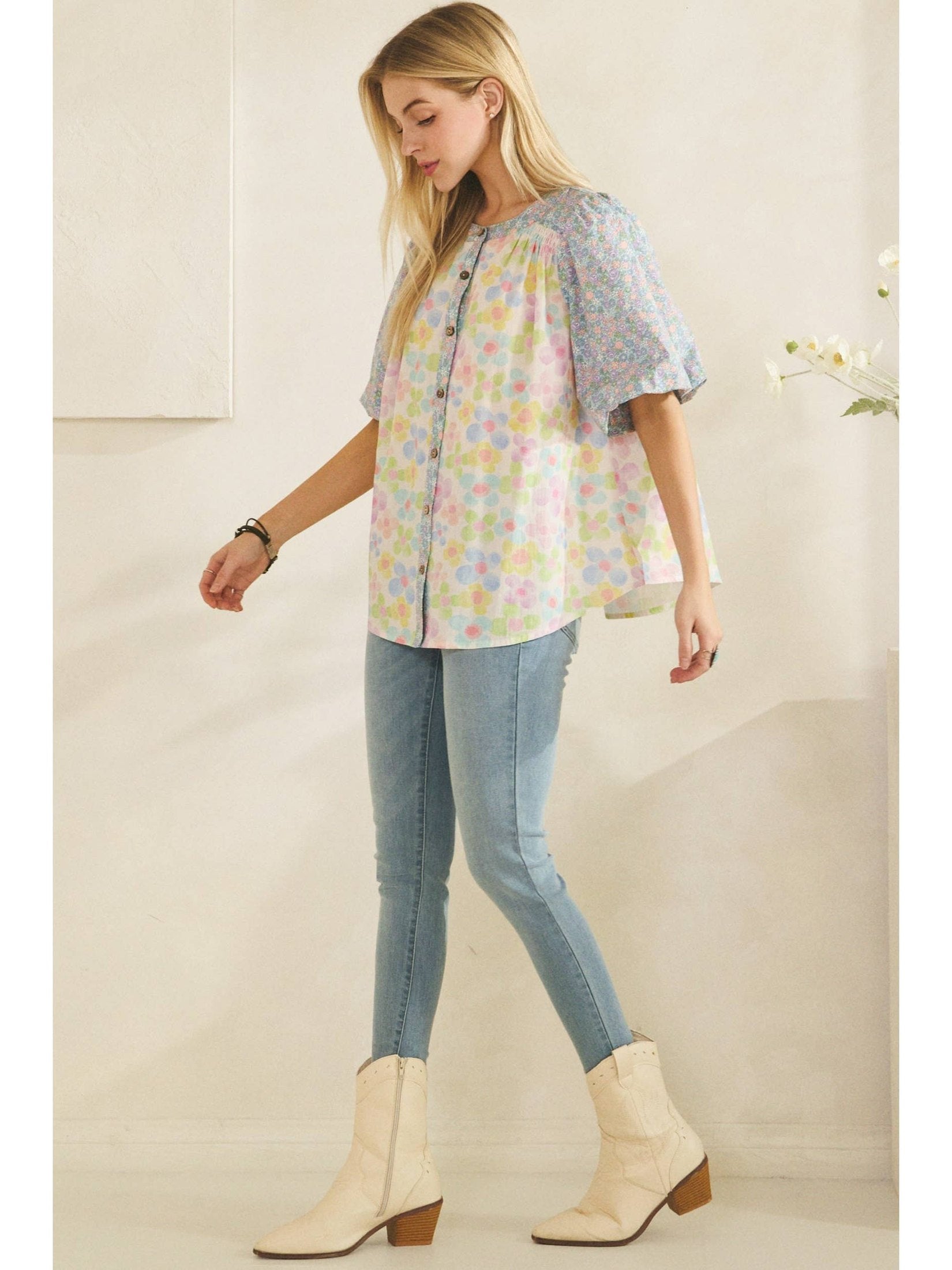 PASTEL BLOOM BUTTON BLOUSE