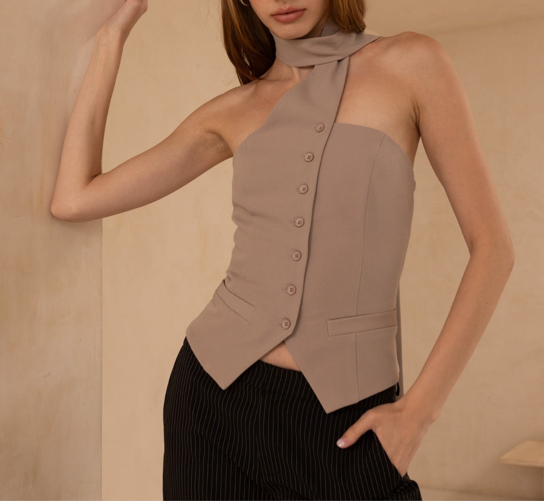 Mocha sleeveless t-shirt with scarf