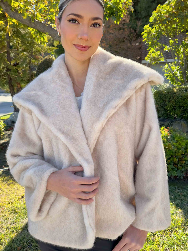 Cozy Cloud Beige Coat
