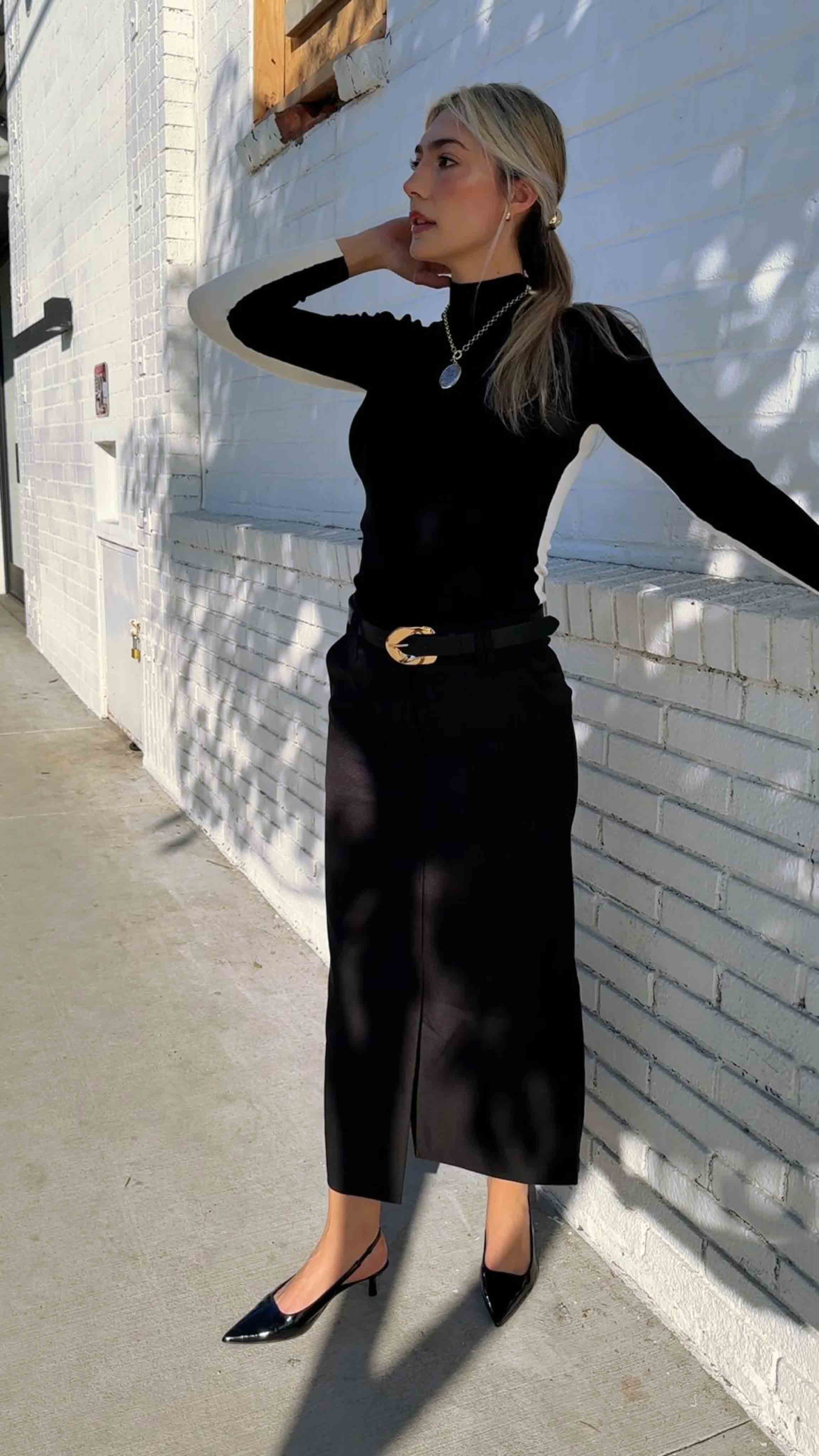 Basical Minimalistic Sweater