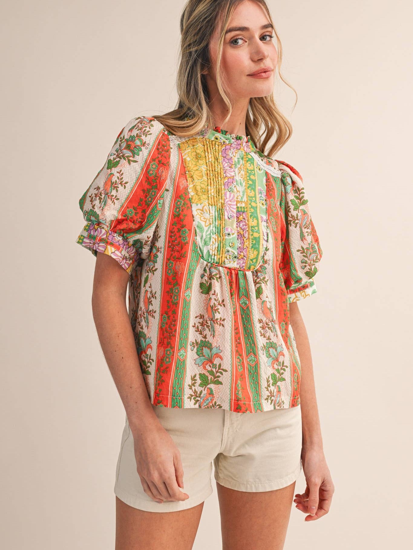 BORDER PRINT PIN TUCK BIB TOP