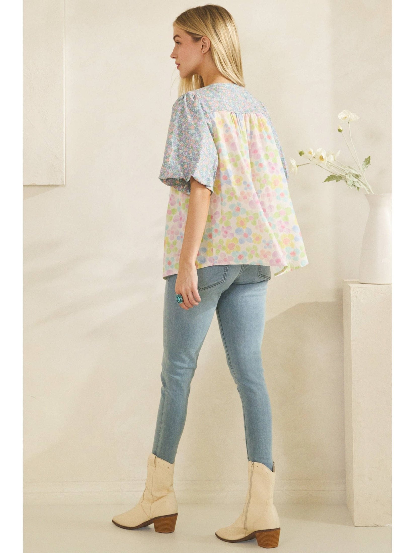 PASTEL BLOOM BUTTON BLOUSE